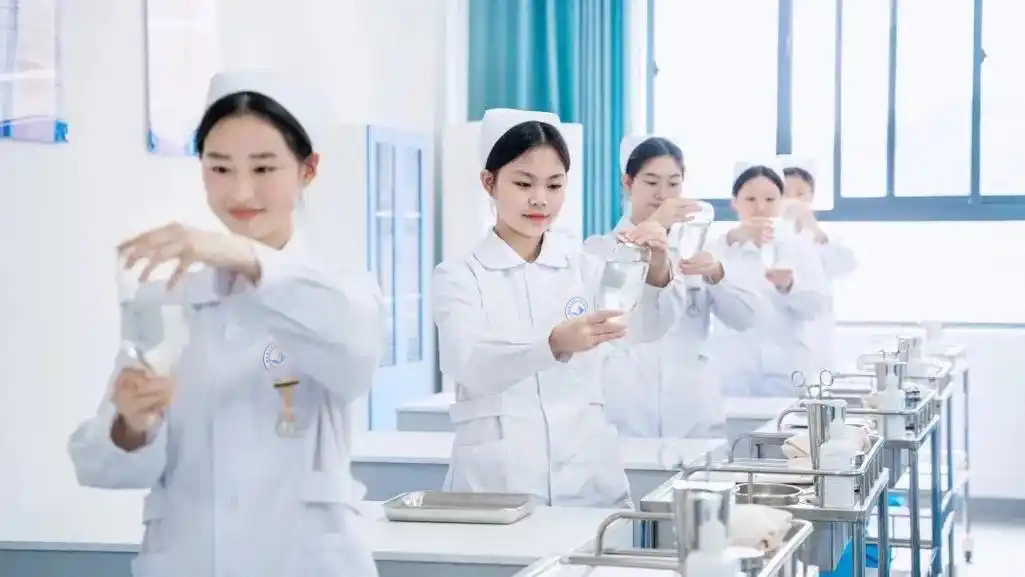 護理專業.jpg